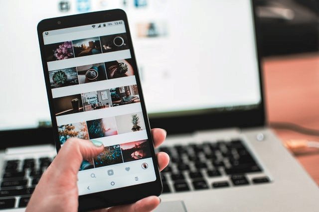 100 Best Travel Instagram Bio and Captions for Influencers