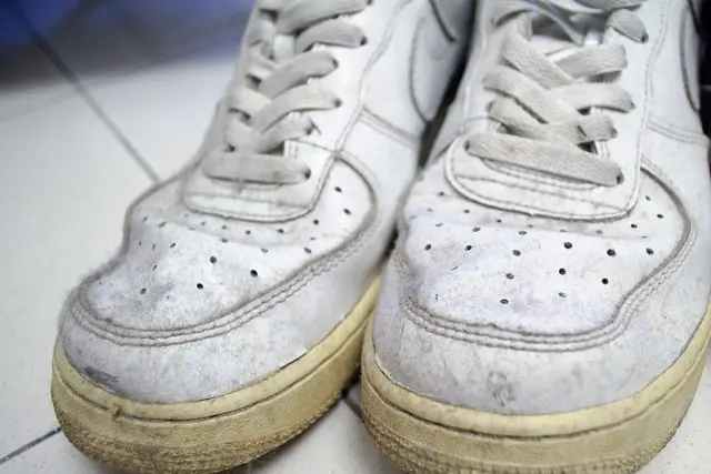 dirty nike air force 1