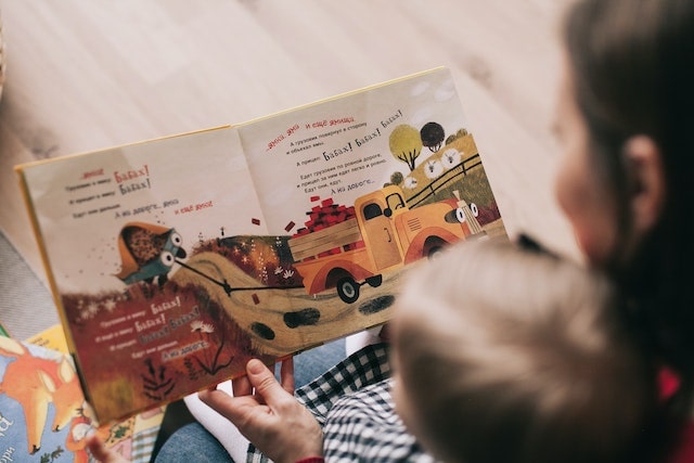 woman reading stories