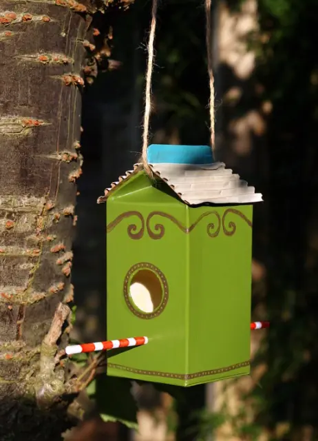 DIY Birdhouses and Feeders