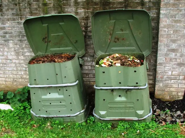 DIY Compost Bin